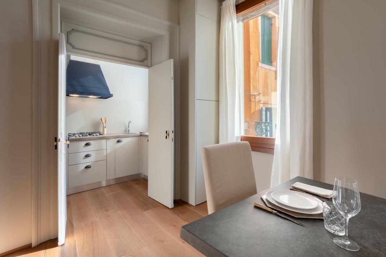 Bridge Of Sighs Luxurious Apartment Venetië Buitenkant foto